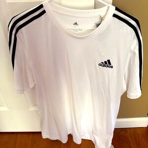 Men’s Large Adidas t-shirt- Brand new